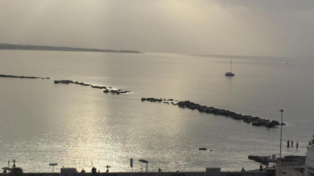 La Mia Terrazza Sul Mare - Mared'Amare Διαμέρισμα Μπάρι Εξωτερικό φωτογραφία